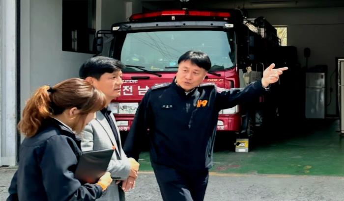 구례소방서, 이현창 도의원 산동지역대 방문 및 직원 격려  기사 이미지