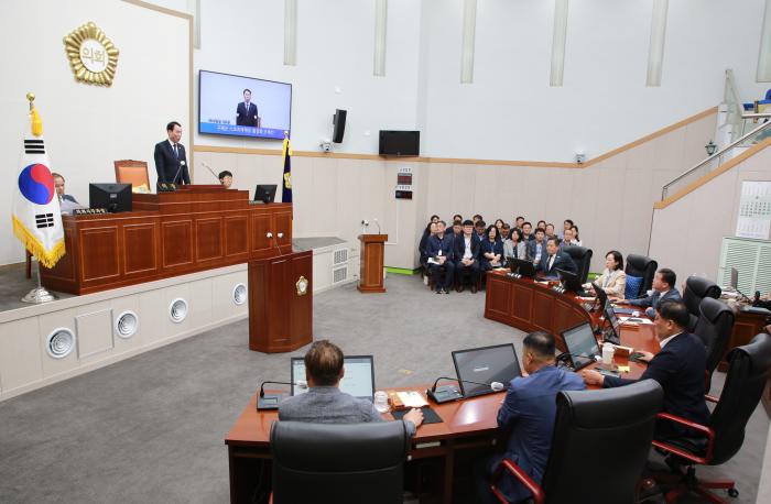 구례군의회, 제322회 정례회 폐회.. 행정사무감사 시정 19건·권고 45건 기사 이미지