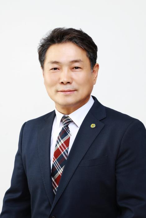  [구례일보 칼럼]    구례군을 위한다면 정책으로 승부하라… 군민을 무시하는 “아니면 말고 식, 네거티브” 그만!! 기사 이미지