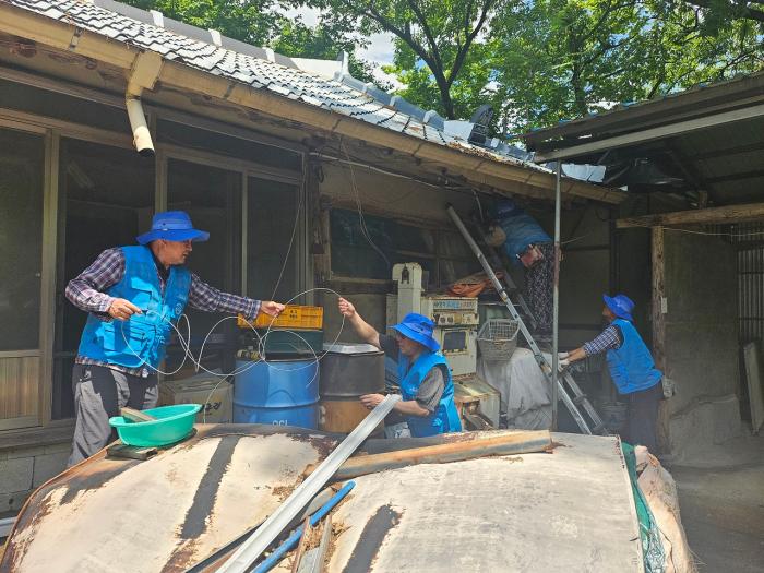 산동면 우리동네복지기동대, 노후 전기·전선 교체로 안전한 주거환경 조성